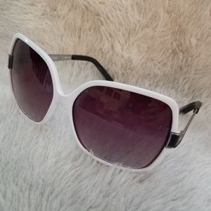 Tommy Hilfiger sunglasses